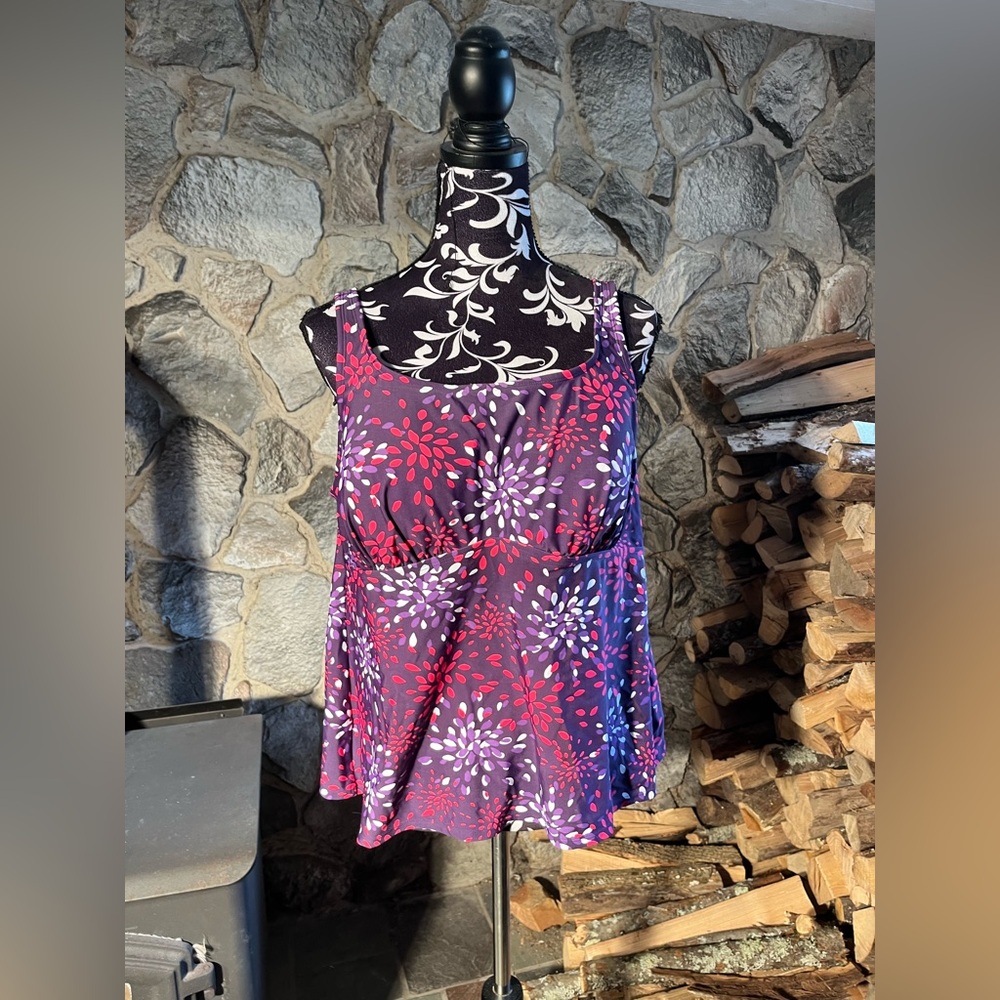 D&CO Swim Purple Bathing Suit Top 20W